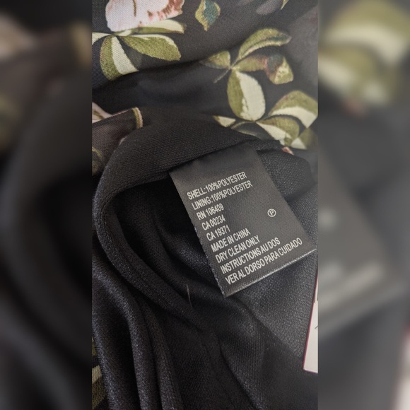 👯‍♀️Host Pick⚡️TahariFloral RuffleTrimDress - Picture 8 of 8